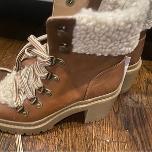 Sexy work boots brand new